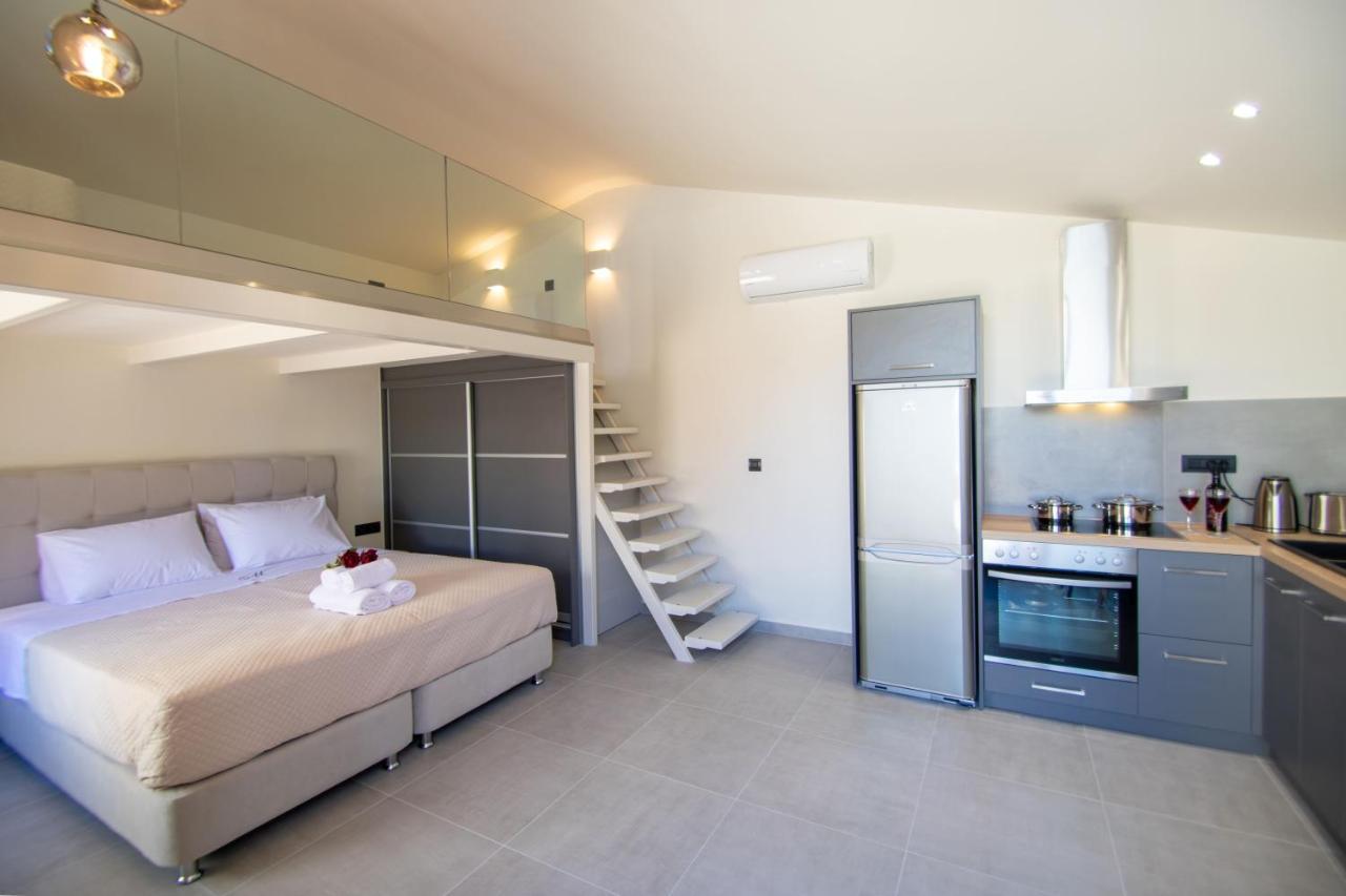 Manthos Beachfront Luxury Villa