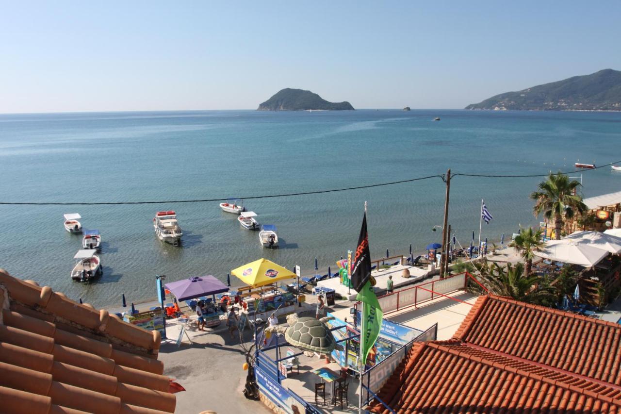 Manthos Beachfront Luxury *