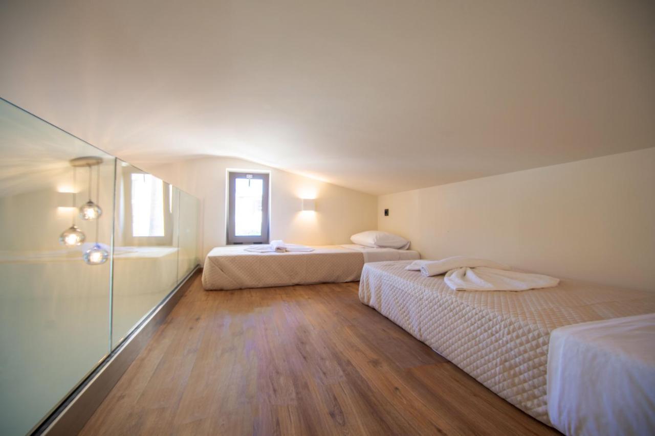 Vila Manthos Beachfront Luxury Laganas